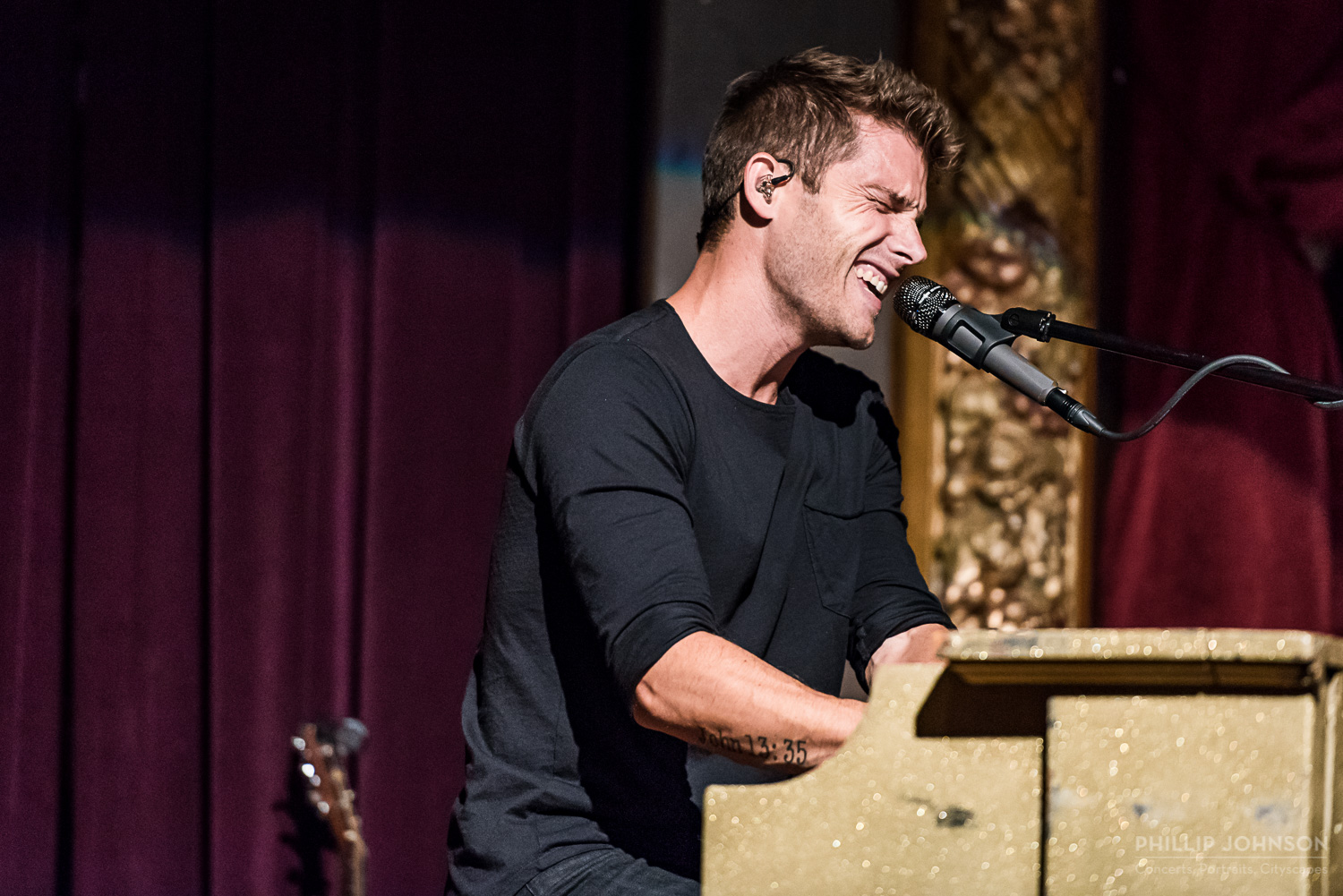 Jon McLaughlin
